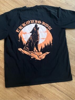 Ekkovision black tee